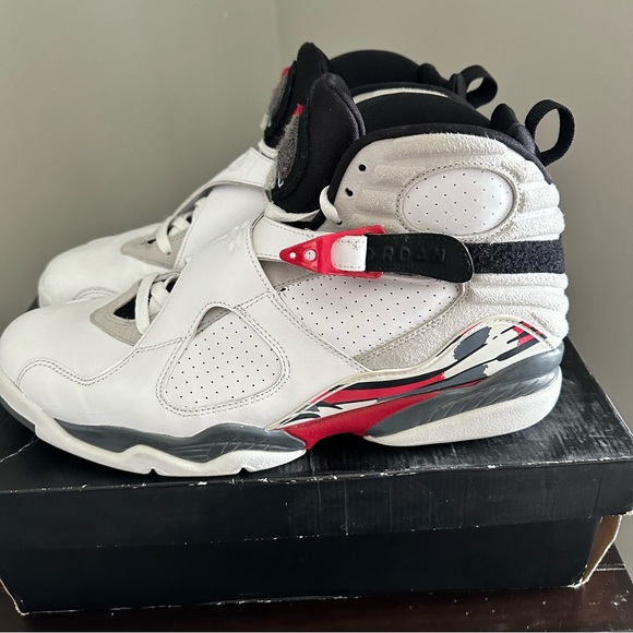 Air Jordan 8 Retro 'Bugs Bunny' 2013 White / Black/ True Red - Picture 4 of 13